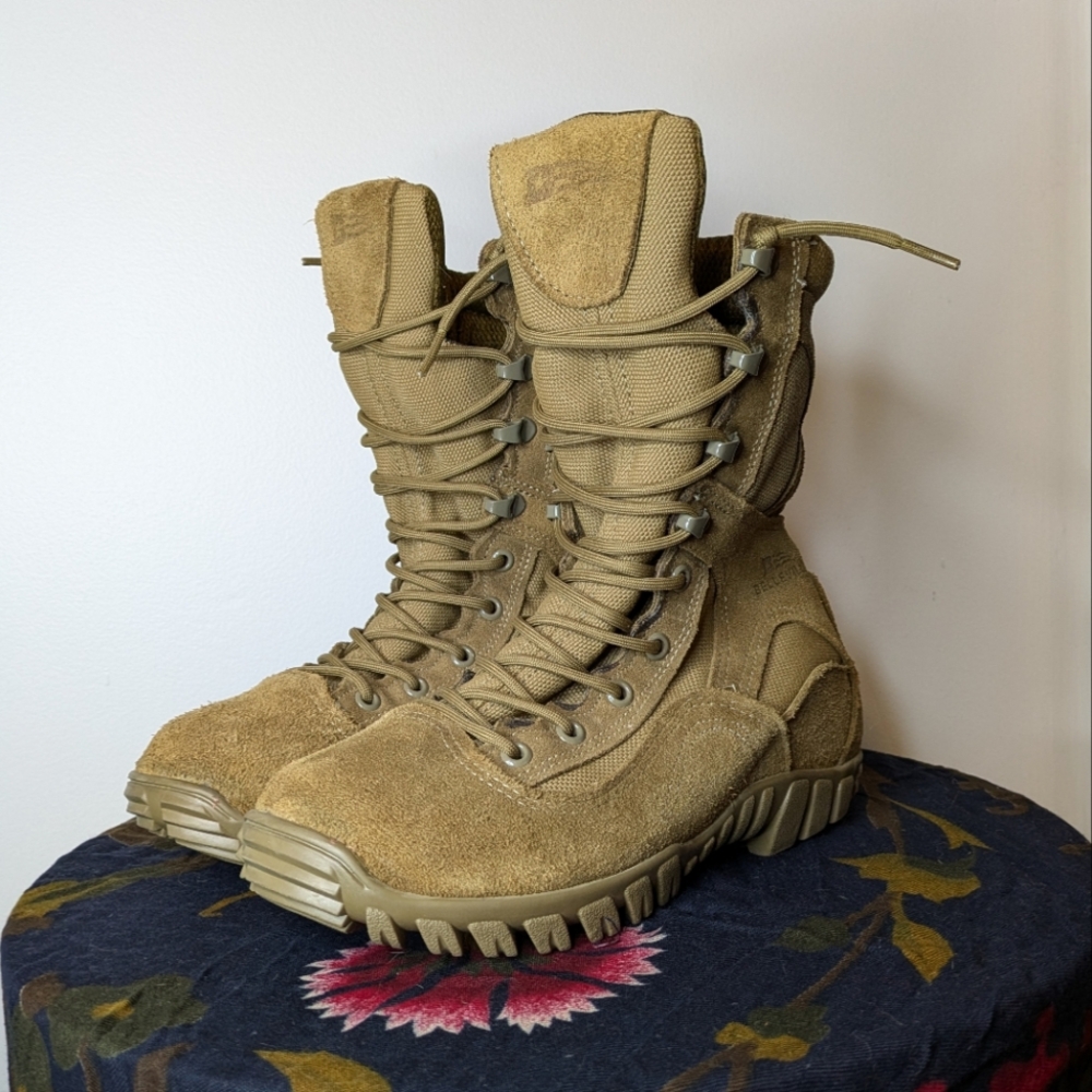 Belleville Desert Tactical Boots